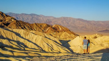 Zabriskie noktası Ölüm Vadisi Milli Parkı Kaliforniya'da Ölüm Vadisi doğusunda bulunan amargosa aralığı bir parçasıdır