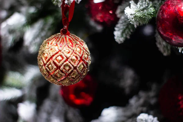 Weihnachtskranz Baum Weihnachtsdekoration Weihnachtsgeschenke Neujahr Weihnachtsmann Hintergrund Bokeh — Stockfoto