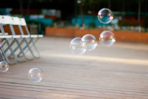 Пузыри Парке Открытом Воздухе Закате — стоковое фото
