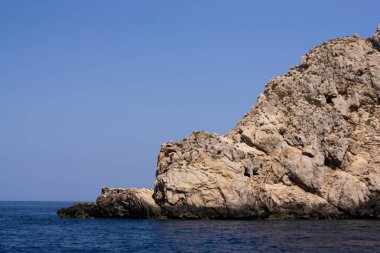 Yattan Balear Adaları 'na bir görüntü. Akdeniz 'in güzel manzarası