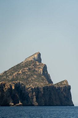 Yattan Balear Adaları 'na bir görüntü. Akdeniz 'in güzel manzarası