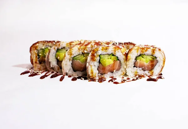 Deliciosos Rollos Sushi Japonés Aislado Concepto Comida — Foto de Stock
