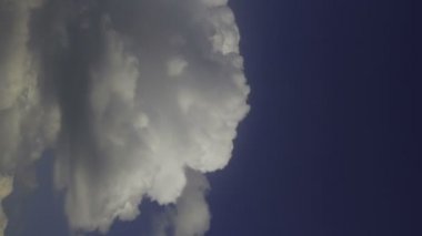 Turgutreis bulutlar Timelapse ve mavi gökyüzü