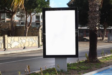 Sokaklar reklam Boş reklam panosu için beyaz alan ile Billboard