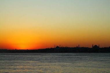 Müslüman şehir istanbul silueti ile Ramazan zamanı
