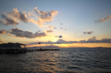 Deniz kenti Bodrum ve muhteşem gün batımları. Mugla, Türkiye