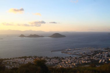 Deniz kenti Bodrum ve muhteşem gün batımları. Mugla, Türkiye