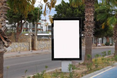 Sokaklar reklam Boş reklam panosu için beyaz alan ile Billboard