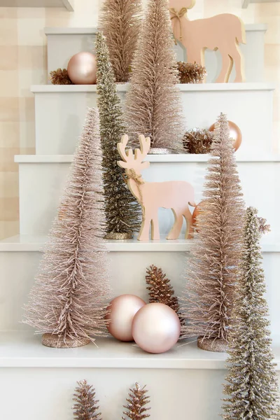 Dřevěný Sob Vánoční Strom Ornament Zobrazení — Stock fotografie