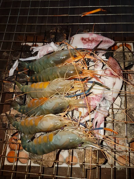 Seafood Shrimps Crab Placed Grill Grates Fire Stove — Stock Photo, Image