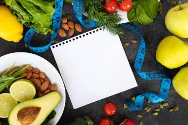 Diyet menüsü ve vejetaryen yemeği için en iyi sebze malzemeleri.