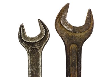 Eski paslı flamalar beyaz arka planda izole edilmiş. İngiliz anahtarı kapat.