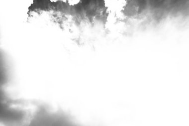 Beyaz bulutların üzerinde karanlık bir gökyüzü, tek renkli