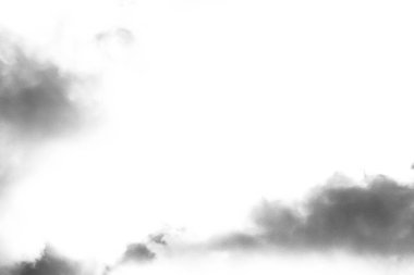 Beyaz bulutların üzerinde karanlık bir gökyüzü, tek renkli