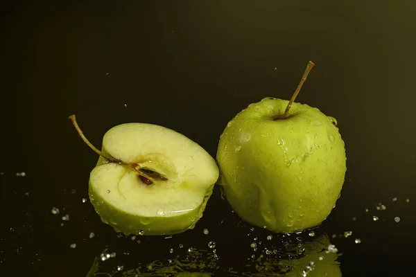 Fruta Fresca Sobre Fondo Negro Comida Saludable Dieta —  Fotos de Stock