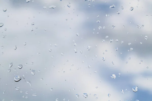 Krople Wody Deszcz Szkło Zachmurzone Niebo — Zdjęcie stockowe