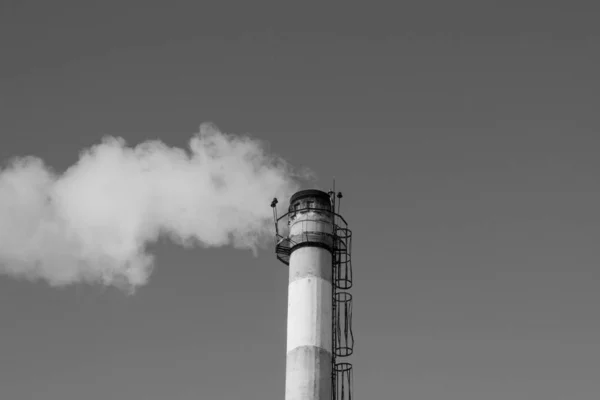 Tuberías Las Que Hay Humo Contaminación Ambiental Ecología Fondo —  Fotos de Stock