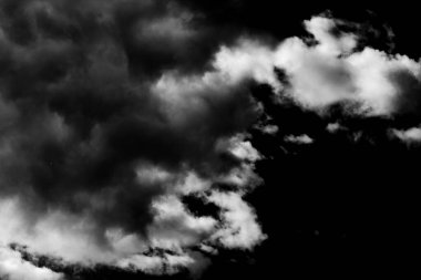 Siyah ve beyaz fırtına dramatik bulut arkaplan dokusu