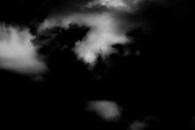 Siyah ve beyaz fırtına dramatik bulut arkaplan dokusu