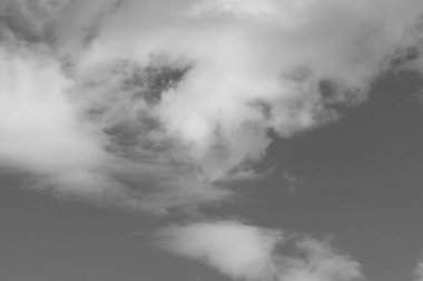 Siyah ve beyaz fırtına dramatik bulut arkaplan dokusu