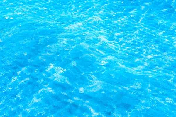 Agua Azul Transparente Cerca Del Fondo Textura Playa Superficie Agua — Foto de Stock