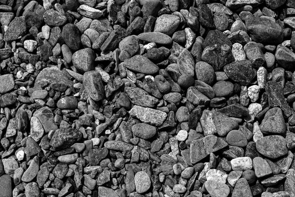 黒の小さな道路石の背景 暗い砂利小石の石のテクスチャ 花崗岩 大理石 — ストック写真
