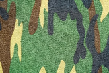 Kamuflaj yeşil kumaş arkaplan dokusu. Ordu ve av kıyafetleri