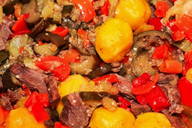 Patatesli sebze güveci. Arka plan dokusunu kapat.