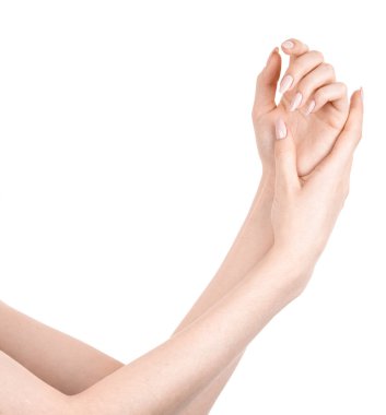 Beyaz arka planda çeşitli parmak hareketlerini gösteren beyaz bir kadın el izi var. Kadın elleri farklı jestler gösteriyor.