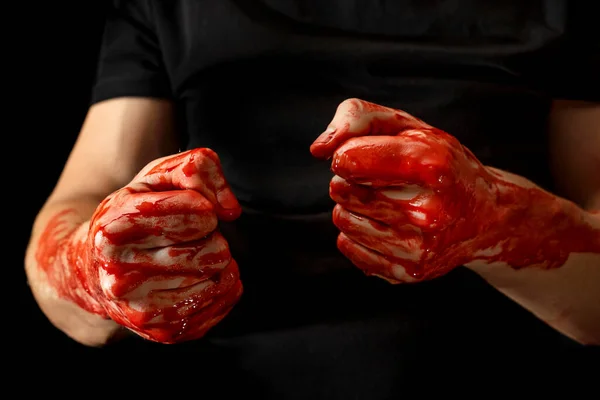 Mãos Masculinas Mostrando Vários Gestos Sangue Fundo Preto Punhos Partidos — Fotografia de Stock