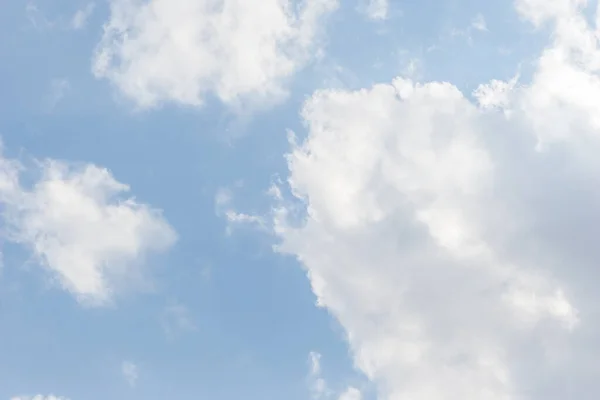 Blue Sky Beautiful Cirrus Clouds Sunny Day Background Texture — Stock Photo, Image