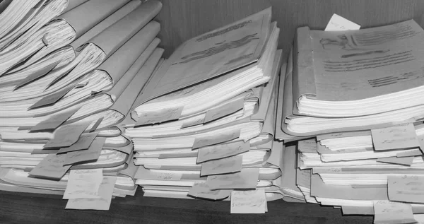 Documentos Papel Apilados Archivo Documentos Los Estantes Sala Archivo Estantes —  Fotos de Stock