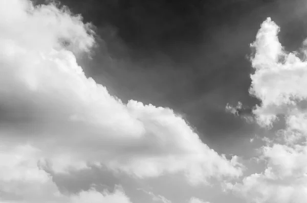 Chmury Niebie Czarno Białe Chmury Niebie Czarno Białe Głośniki Czarnym — Zdjęcie stockowe