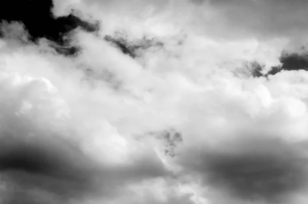 Felhők Égen Fekete Fehér Felhők Égen Fekete Fehér Hangok Egy — Stock Fotó