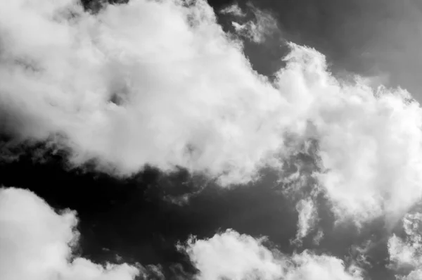 Nuvens Céu Nuvens Pretas Brancas Céu Preto Branco Ruídos Fundo — Fotografia de Stock