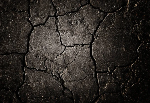 Tasarımcılar için parlak bir noktaya sahip karanlık toprağı çatlattı.