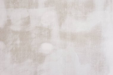 Alçıtaşı duvarlar boyayı, iç döşemeyi, onarımları, arka plan dokusunu, bitirmeye hazır duvar ve iç inşaat işlerini kapsıyor.