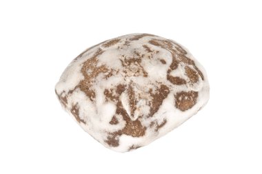 Beyaz arkaplanda izole edilmiş zencefilli ekmek