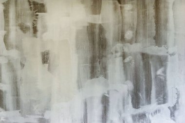 Alçıtaşı duvarda boya, iç döşeme, onarım.