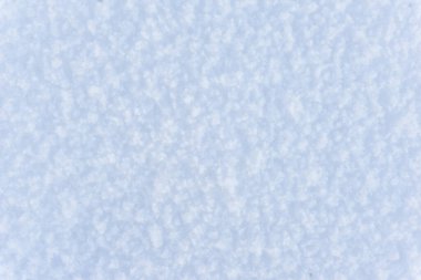 Beyaz saf kar dokusu, mavi tonda taze kar dokusu, sert karlı yüzey.