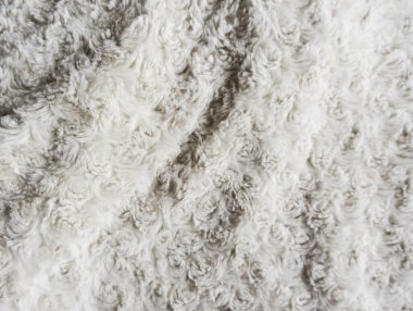 Beyaz yün dokusu, pamuk, beyaz yün, hafif doğal koyun yünü, beyaz tüylü kürk dokusu, beyaz halı, makro, örgü desenli beyaz yünü kapat, peluş yün