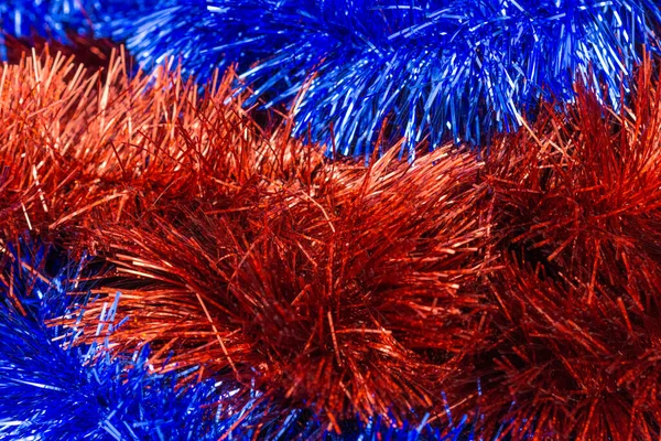 Blauw Rood Tinsel Closeup Achtergrond Textuur — Stockfoto