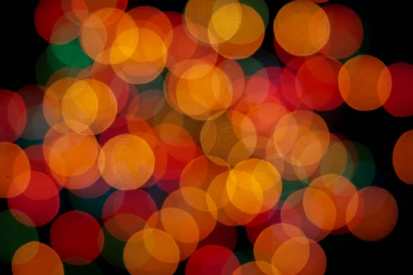 要約カラフルな集光円形のファビュラ ぼっくりとした色の光は背景を使う 新年ボケ デフォーカス — ストック写真