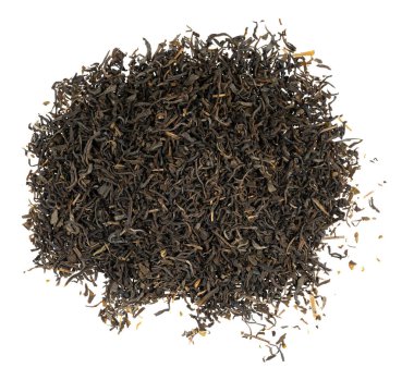 Kurumuş çay yaprakları beyaz arkaplan dokusunda izole.