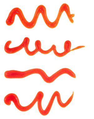 Beyaz arka planda izole edilmiş domates ketçap sosu. Noktalar ve çizgiler ketçap dokusu