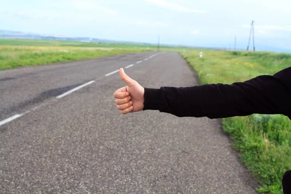 Cerca Mano Autostop Camino Del Campo Cerca Del Bosque — Foto de Stock