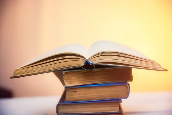 Pile Group Books One Empty Open Top Front View Wooden — Stock Photo, Image