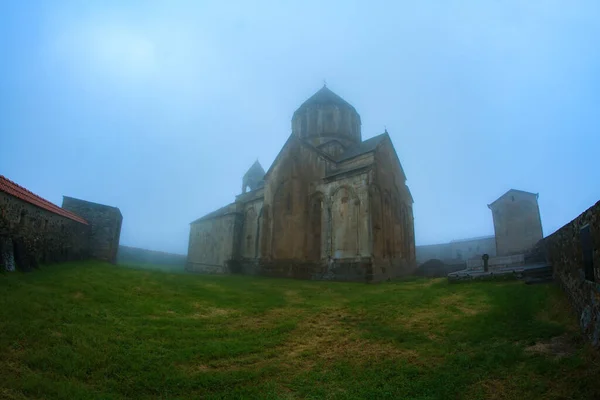 Gandzasar Klooster Aan Blauwe Hemel Met Witte Wolken — Stockfoto