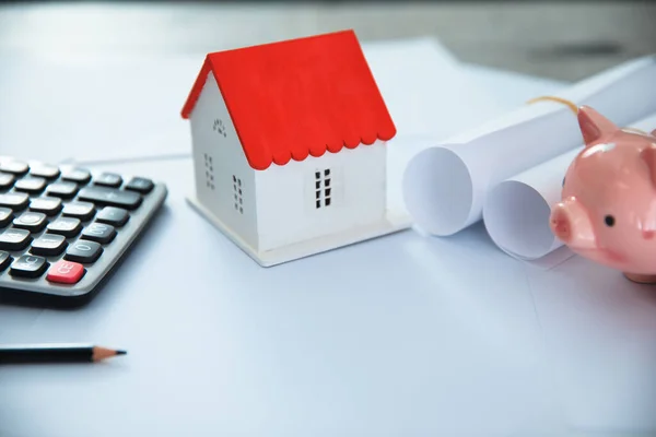 Modelo Casa Con Alcancía Tabl —  Fotos de Stock