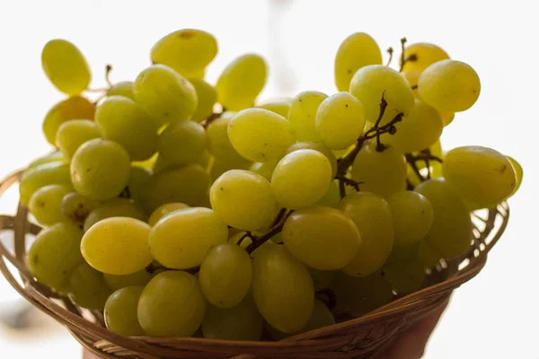 Bunch Green Grapes Lies Basket Light — Stock Photo, Image
